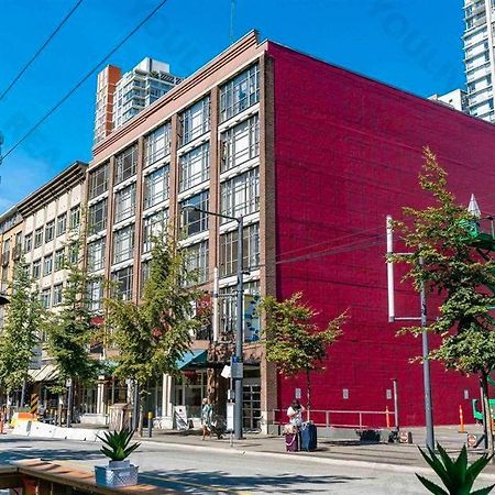 Entire Condo In Heart Of Downtown Vancouver Esterno foto